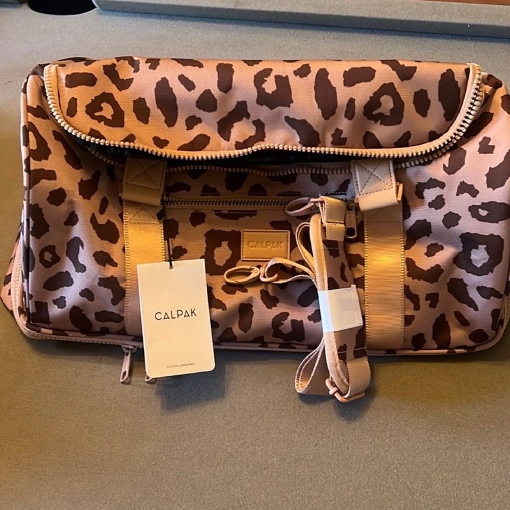 Calpak Stevyn duffle w shoe compartment - Picture 4 of 10